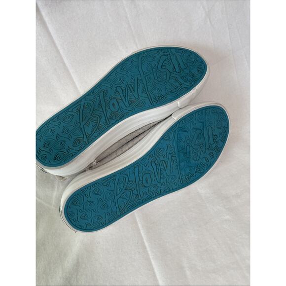 Blowfish Malibu Tan Elastic Sneakers Women’s Size 7.5 Distressed Style- EUC - Picture 5 of 5